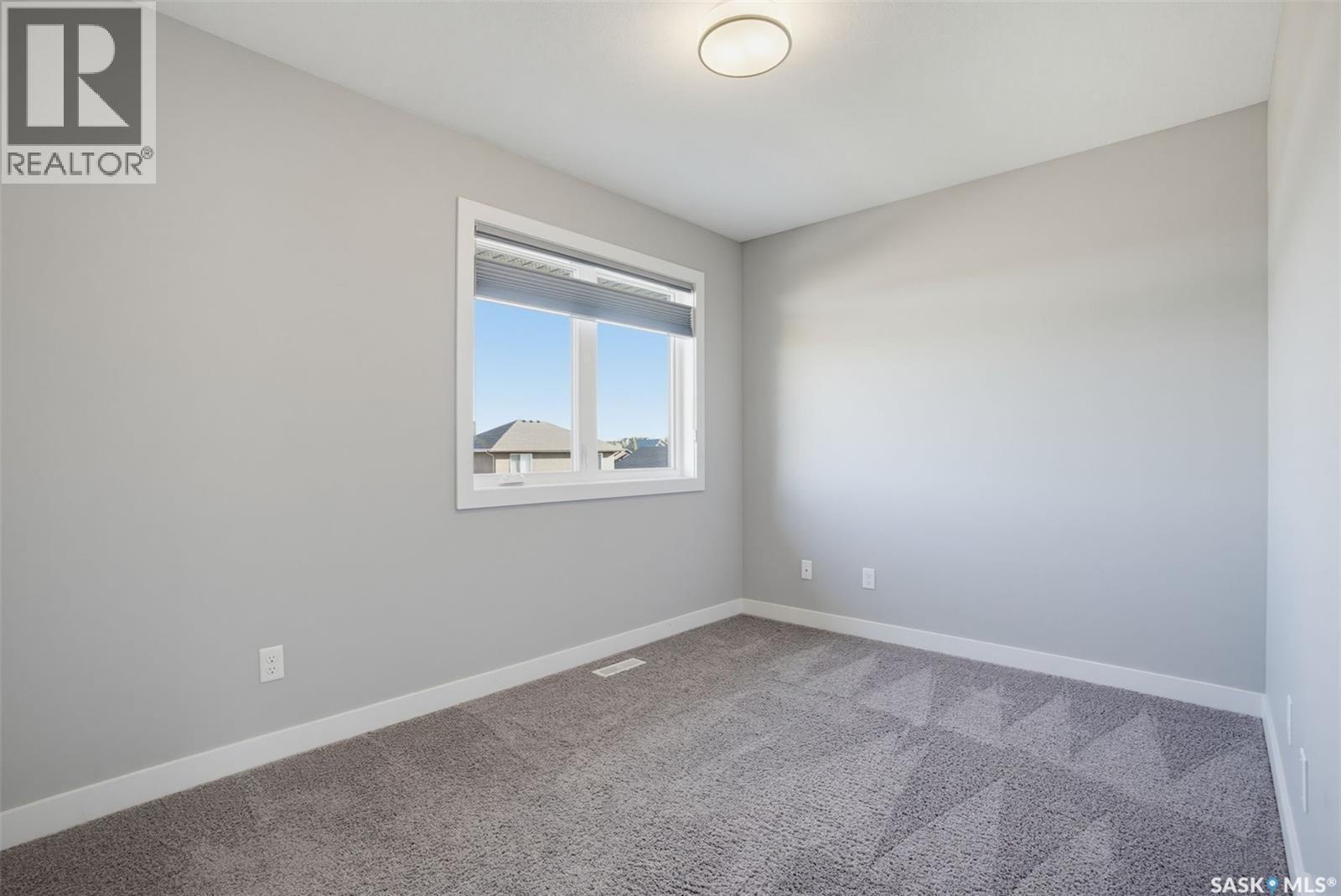 218 Warder Cove, Saskatoon, SK