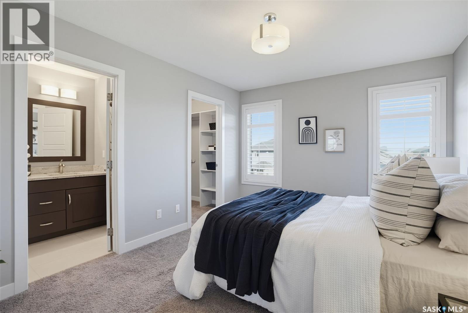 218 Warder Cove, Saskatoon, SK