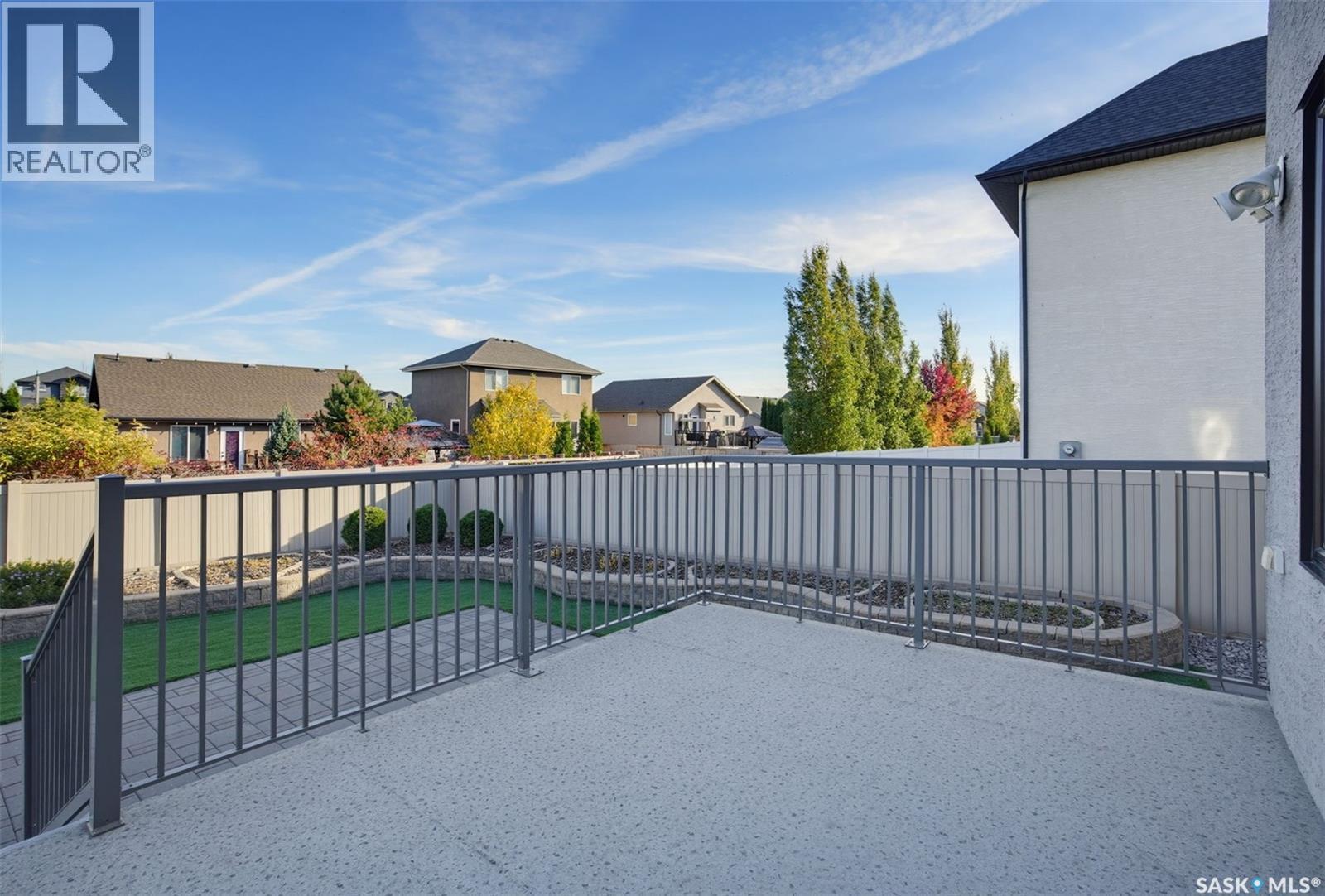 218 Warder Cove, Saskatoon, SK