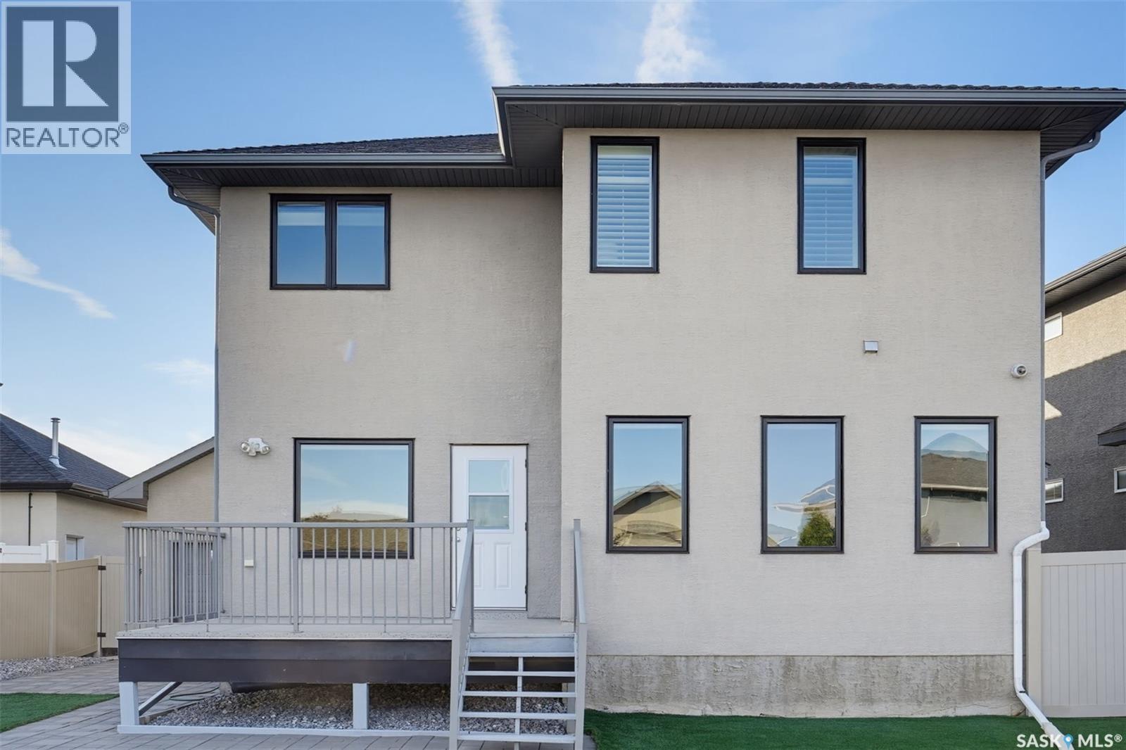 218 Warder Cove, Saskatoon, SK