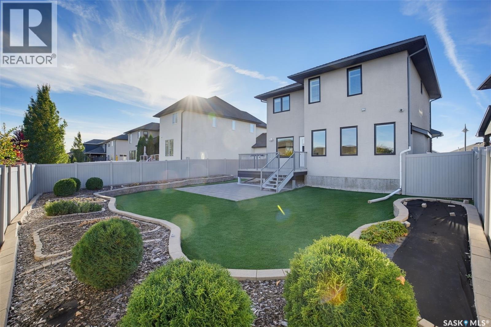 218 Warder Cove, Saskatoon, SK