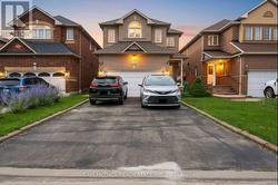 7562 MAGISTRATE TERRACE Mississauga, ON L5W 1L3