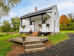324 Wentworth Road Windsor, NS B0N 2T0