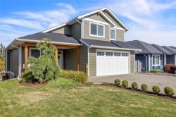 3372 Marygrove Dr Courtenay, BC V9N 0E7