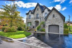 5 Rue Hector-Maisonneuve Blainville, QC J7A 0A2