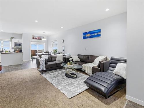 331 Castlebury Meadows Dr, Winnipeg, MB 