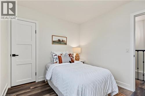 145 Gage Avenue N, Hamilton, ON 