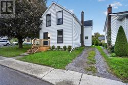 39 AMY STREET Brockville, ON K6V 1V9
