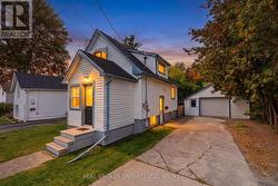 657 COLLINS BAY ROAD Kingston (South Of Taylor-Kidd Blvd), ON K7M 5G7