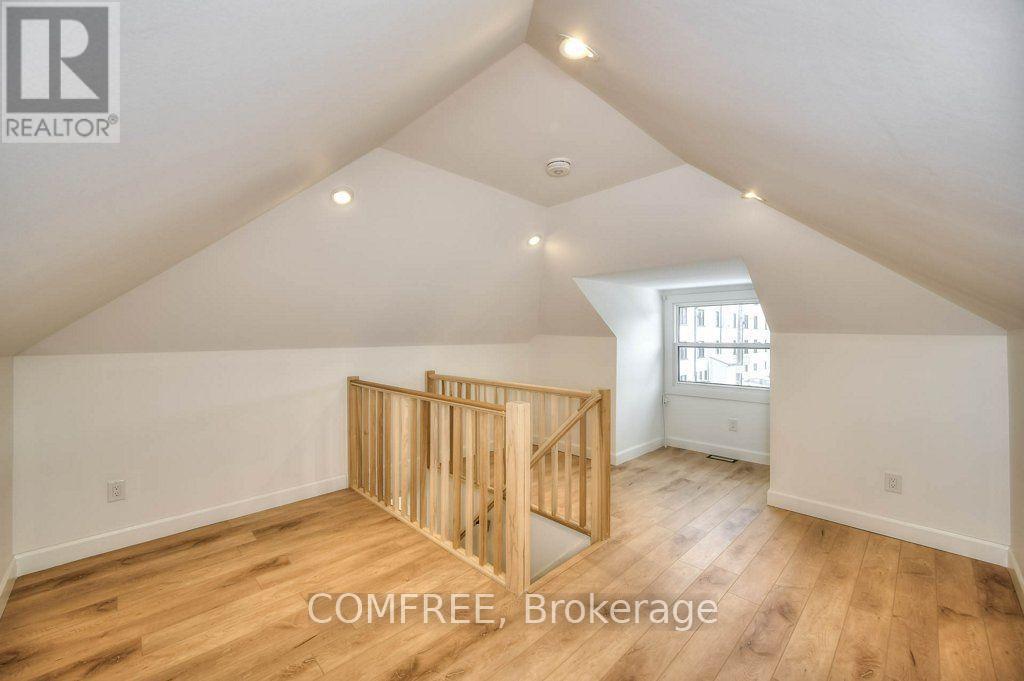 2 Esson Street, Kitchener, ON