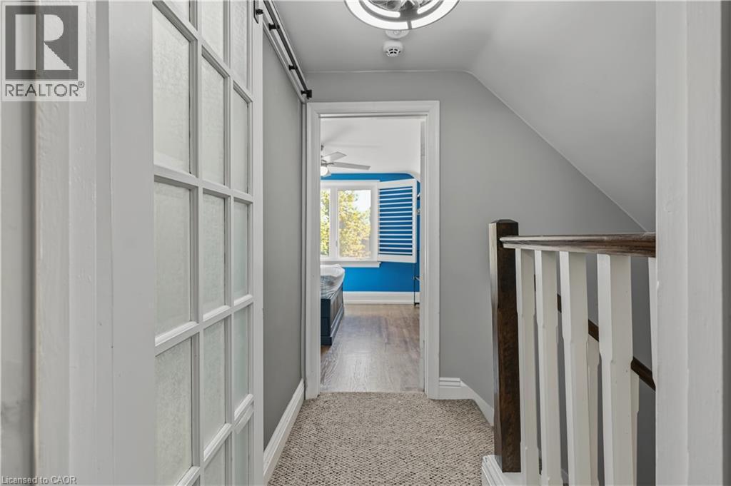 100 Montrose Avenue, Hamilton, ON