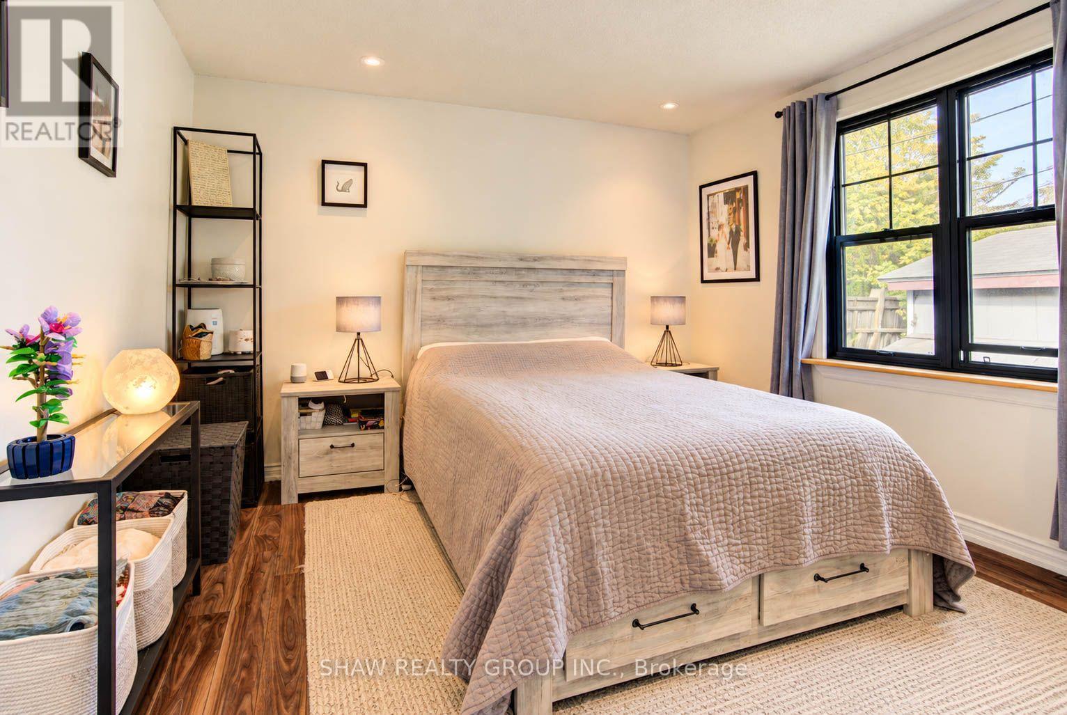 8 Peel Street, Hamilton, ON