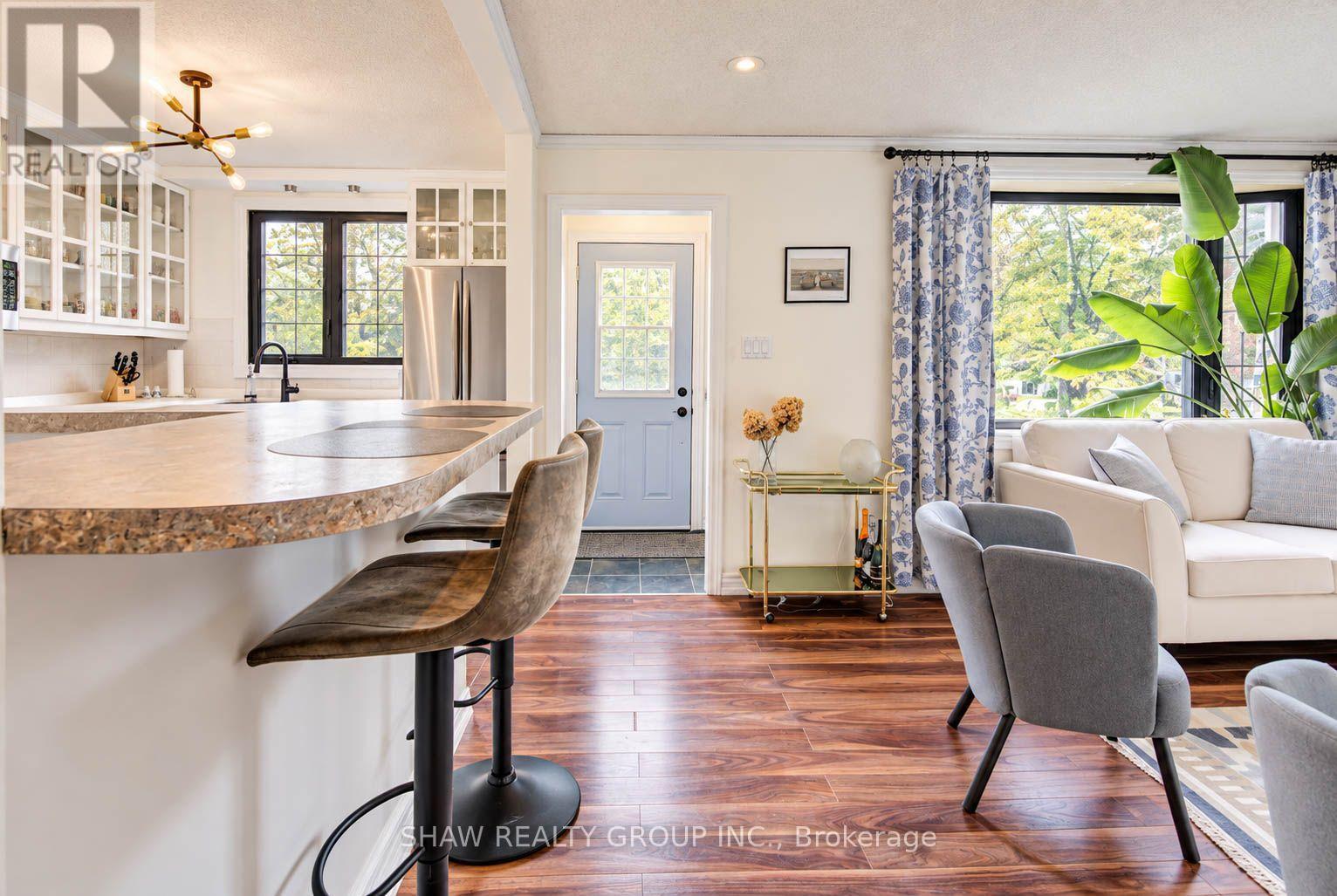 8 Peel Street, Hamilton, ON