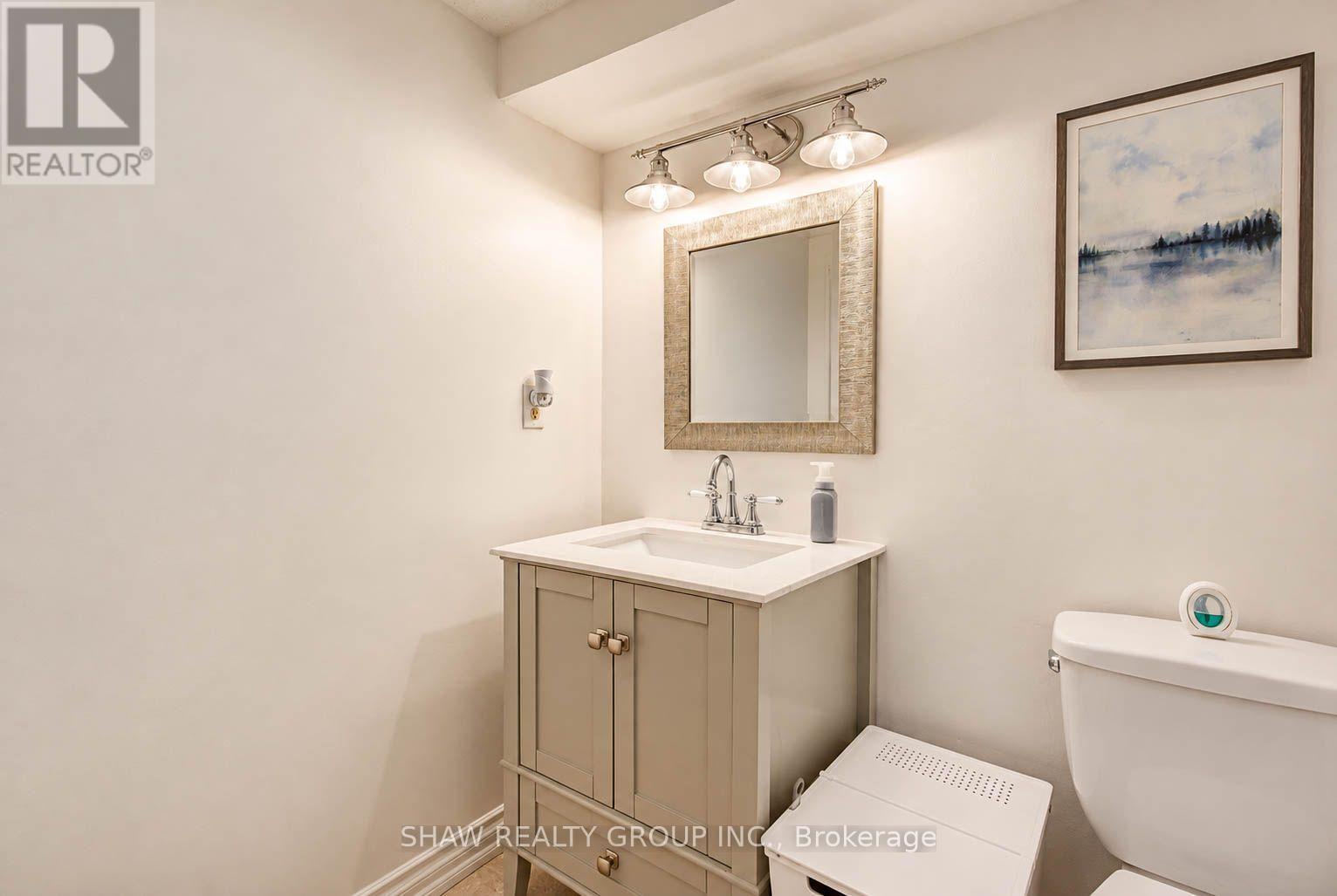 8 Peel Street, Hamilton, ON