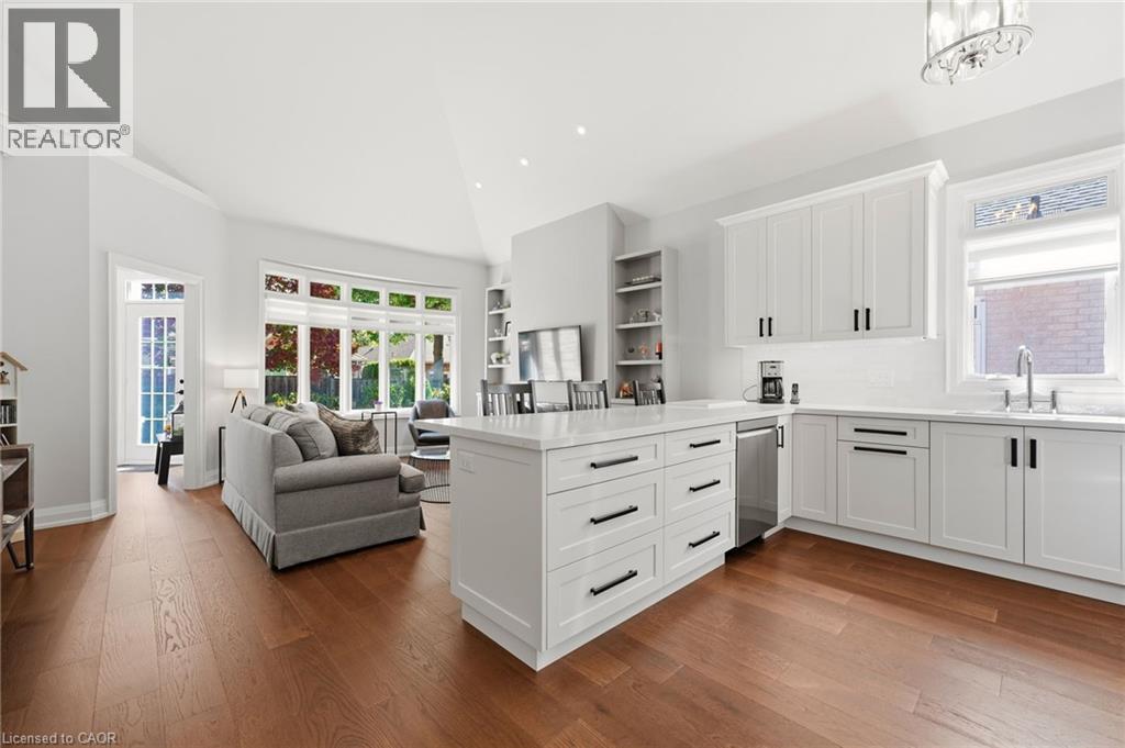 4155 Stonebridge Crescent, Burlington, ON
