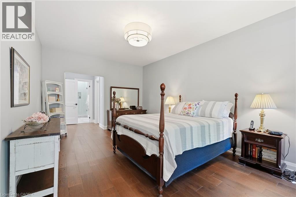 4155 Stonebridge Crescent, Burlington, ON
