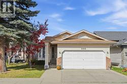 866 Applewood Drive SE  Calgary, AB T2A 7R6