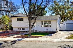 40 PLEASANTVIEW BAY  Regina, SK S4R 5H3
