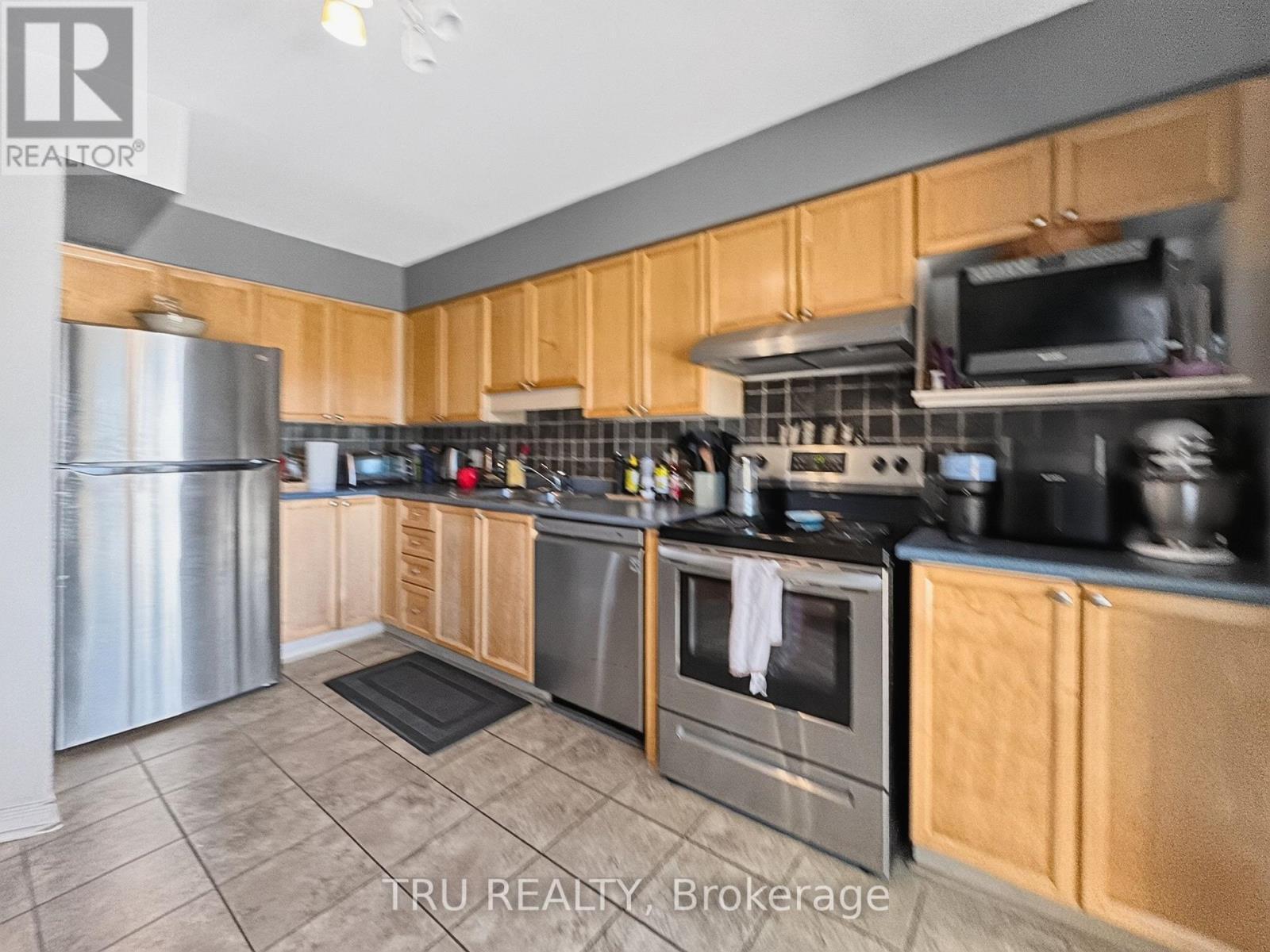 Kitchen - 75 Silverlace Private, Ottawa, ON