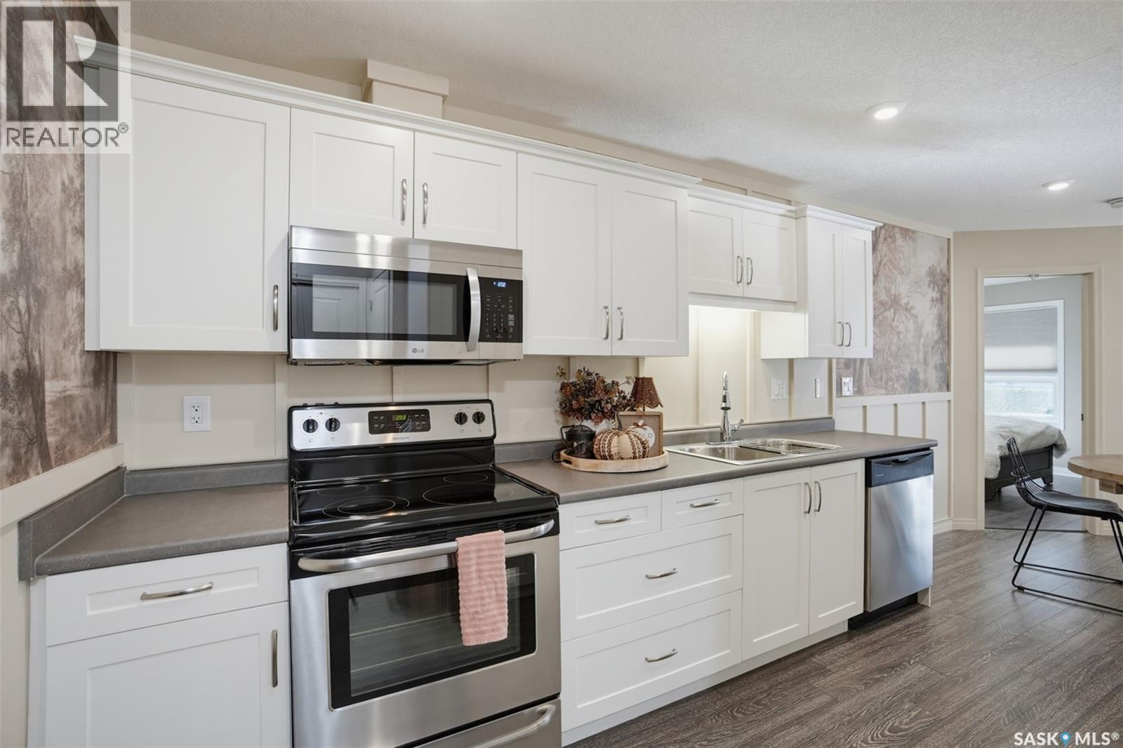 4101 108 Willis Crescent, Saskatoon, SK