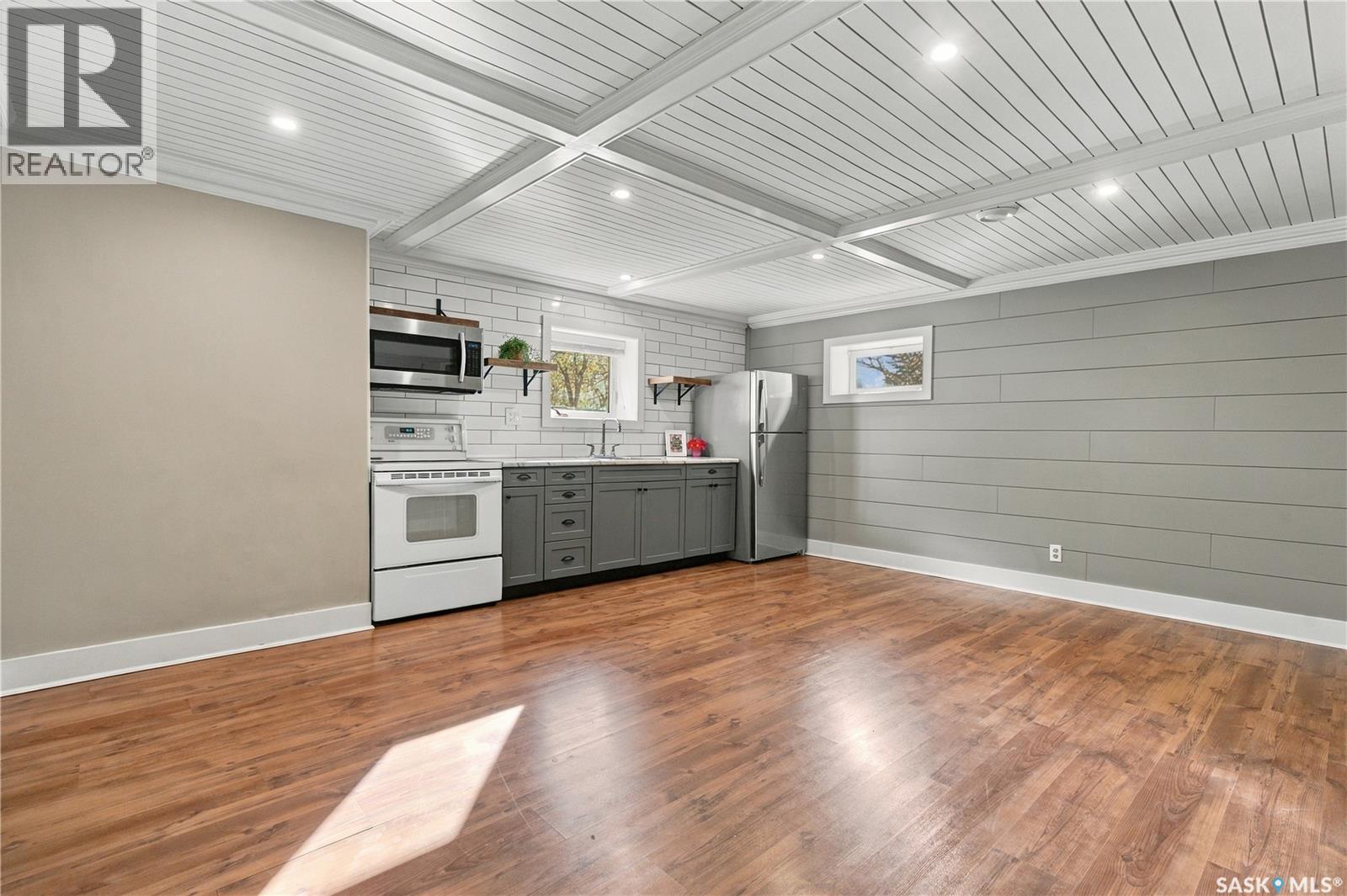 328 College Avenue E, Regina, SK