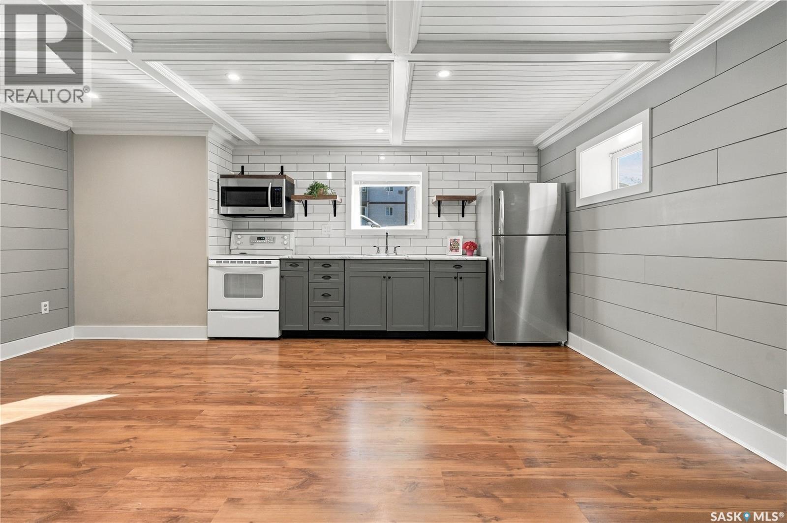 328 College Avenue E, Regina, SK
