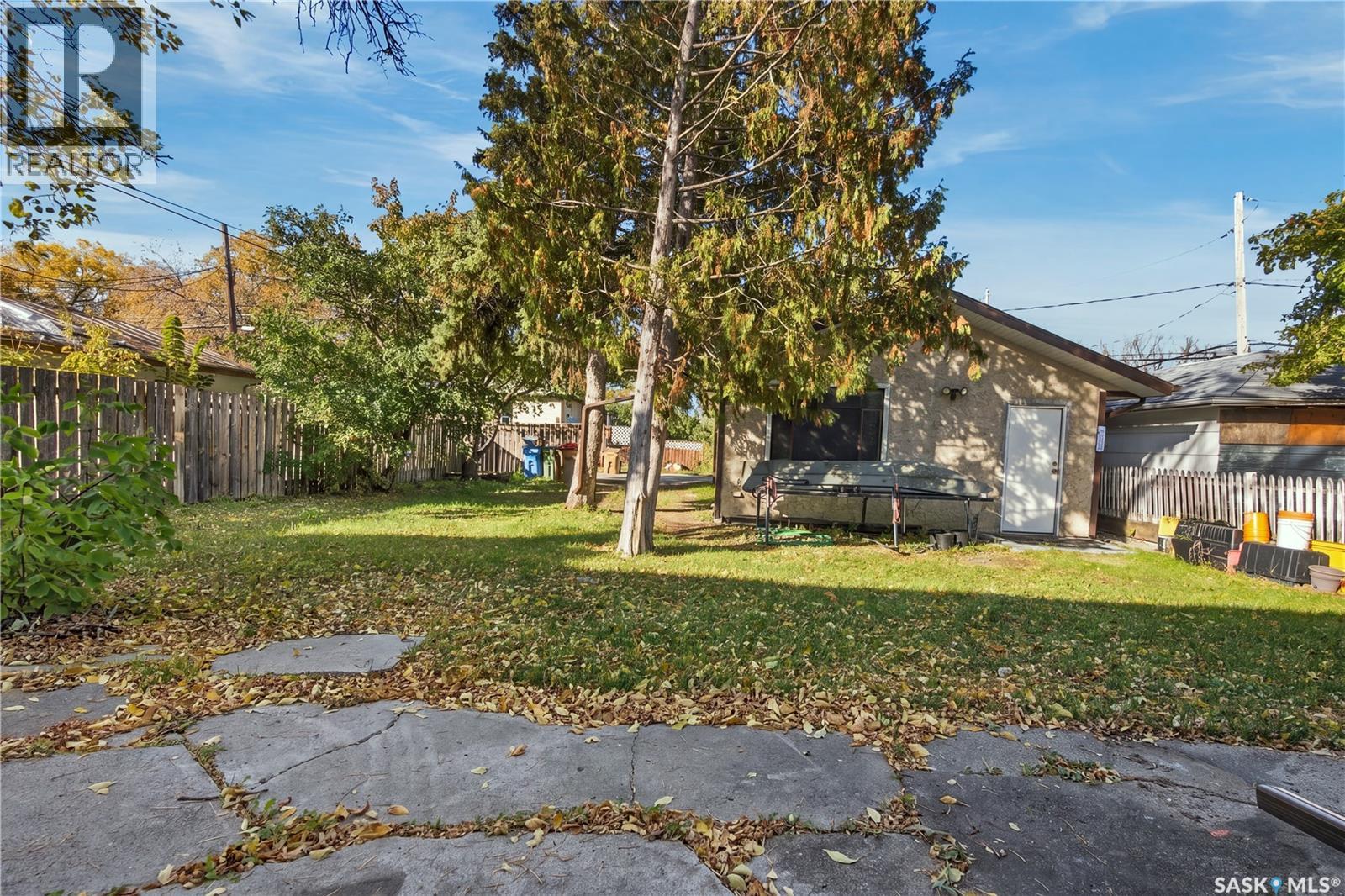 328 College Avenue E, Regina, SK