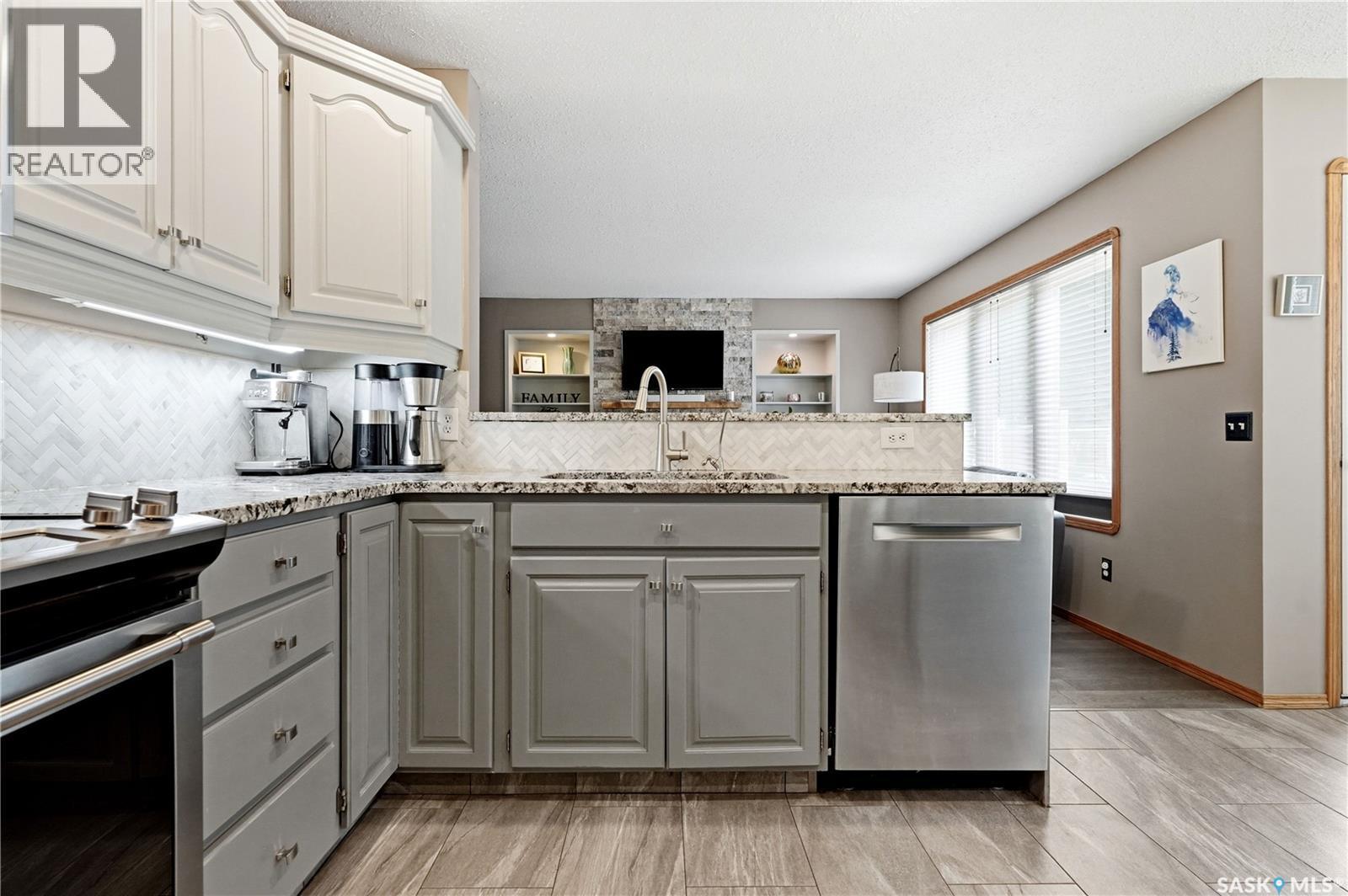 3360 Deiter Bay, Regina, SK