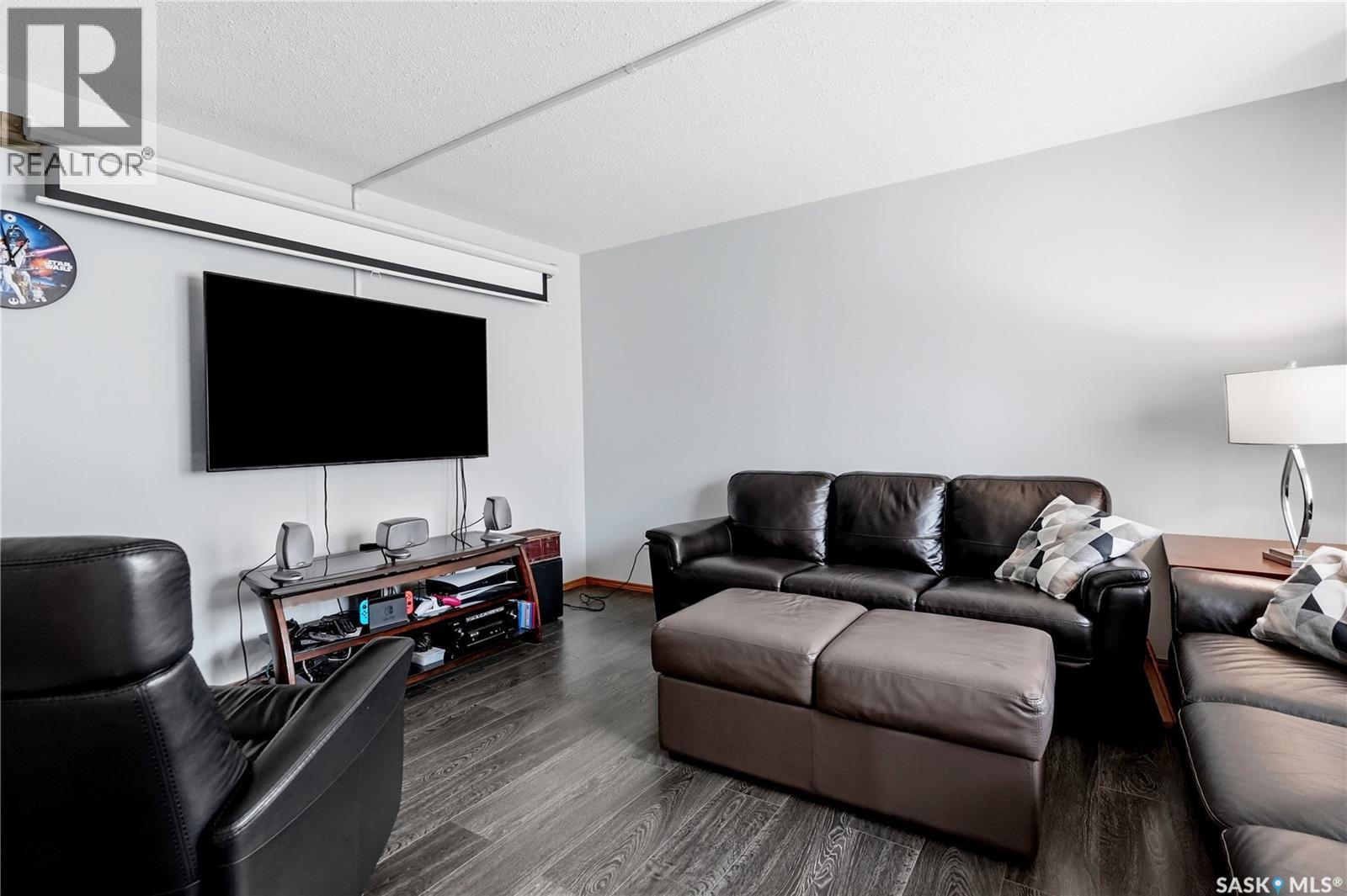 3360 Deiter Bay, Regina, SK