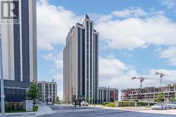 523 - 9085 JANE STREET Vaughan, ON L4K 0L8
