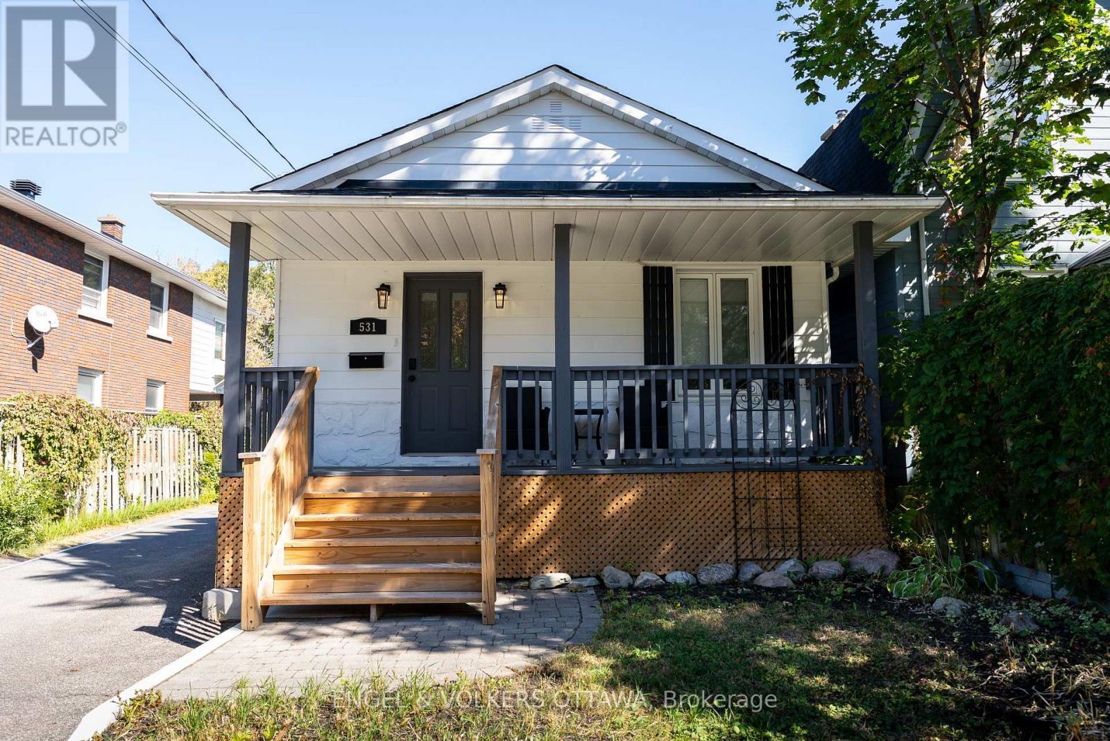 531 Laderoute Avenue, Ottawa, ON