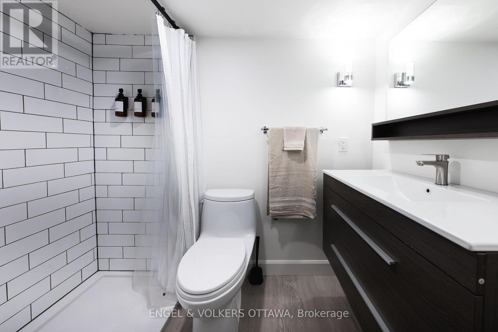 531 Laderoute Avenue, Ottawa, ON