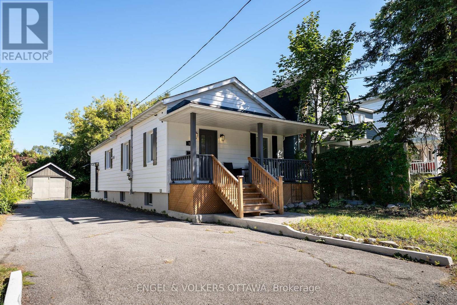 531 Laderoute Avenue, Ottawa, ON