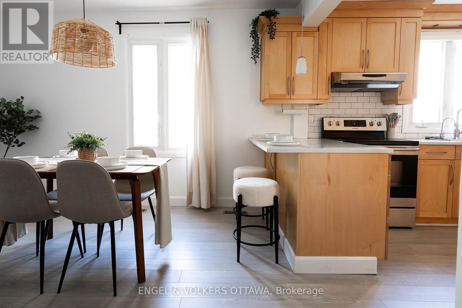 531 Laderoute Avenue, Ottawa, ON