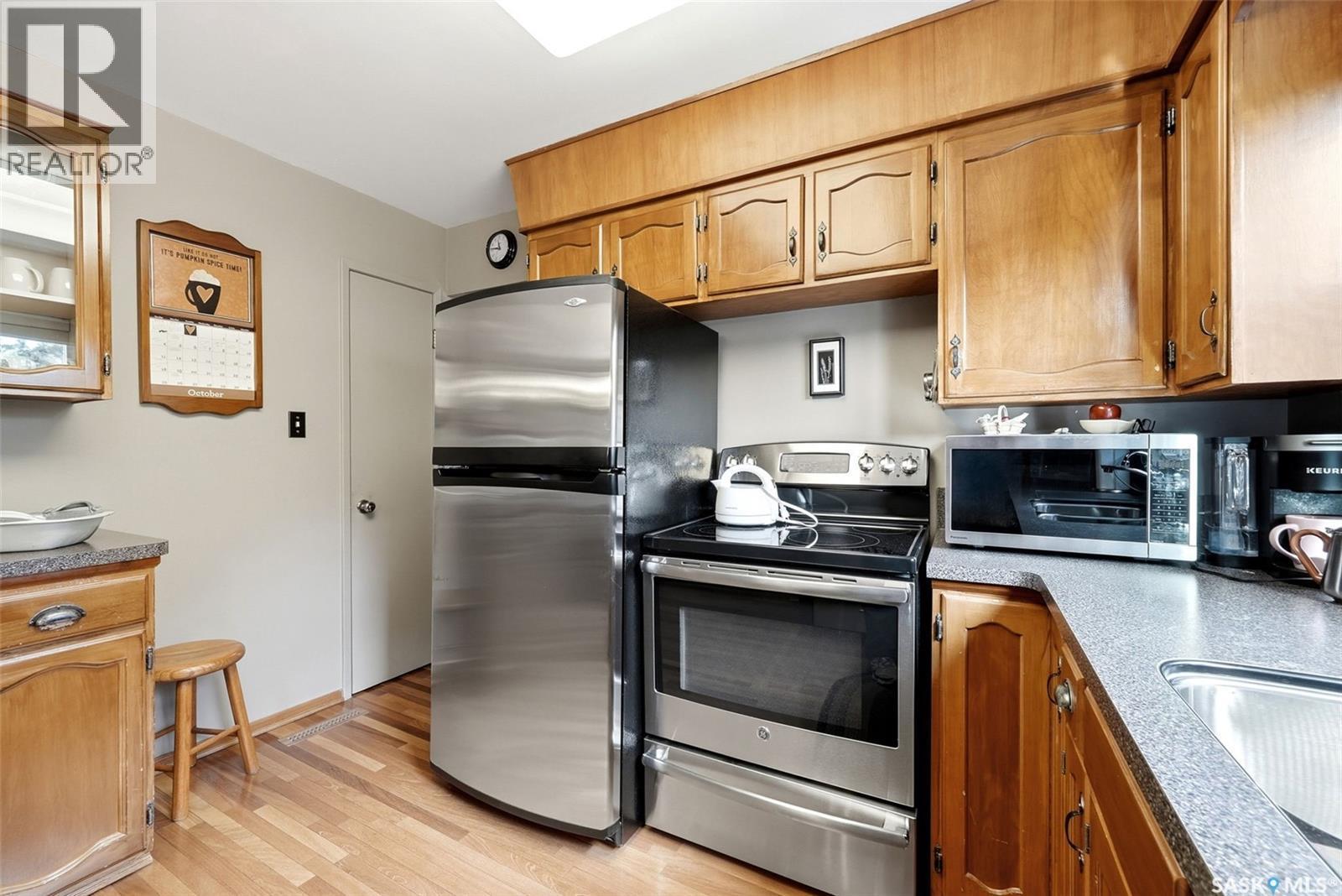 98 Hudson Drive, Regina, SK