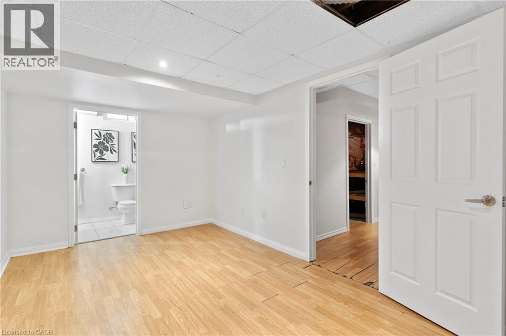 168 Patton Drive, Cambridge, ON