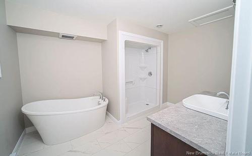 31 Riverview Dr, Fredericton, NB 