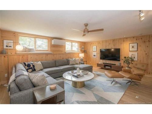 31 Riverview Dr, Fredericton, NB 