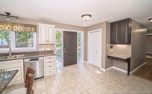 31 Riverview Dr, Fredericton, NB 