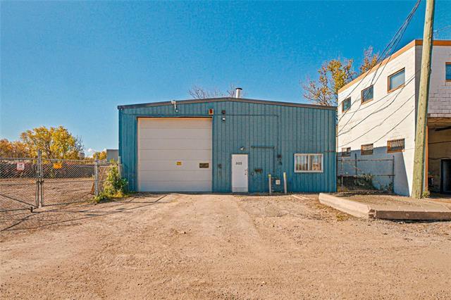 805 Bickerton St, Winnipeg, MB