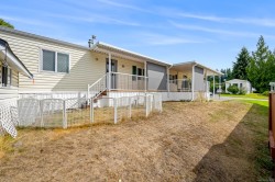#11-4714 Muir Rd Courtenay, BC V9N 8Z4