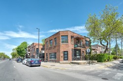 2101 - 2105 Rue Everett Montréal (Villeray/Saint-Michel/Parc-Extension), QC H2E 1P6