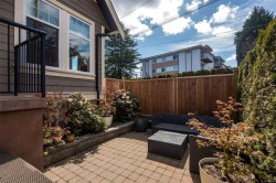 590 Simcoe St Victoria, BC V8V 1L8