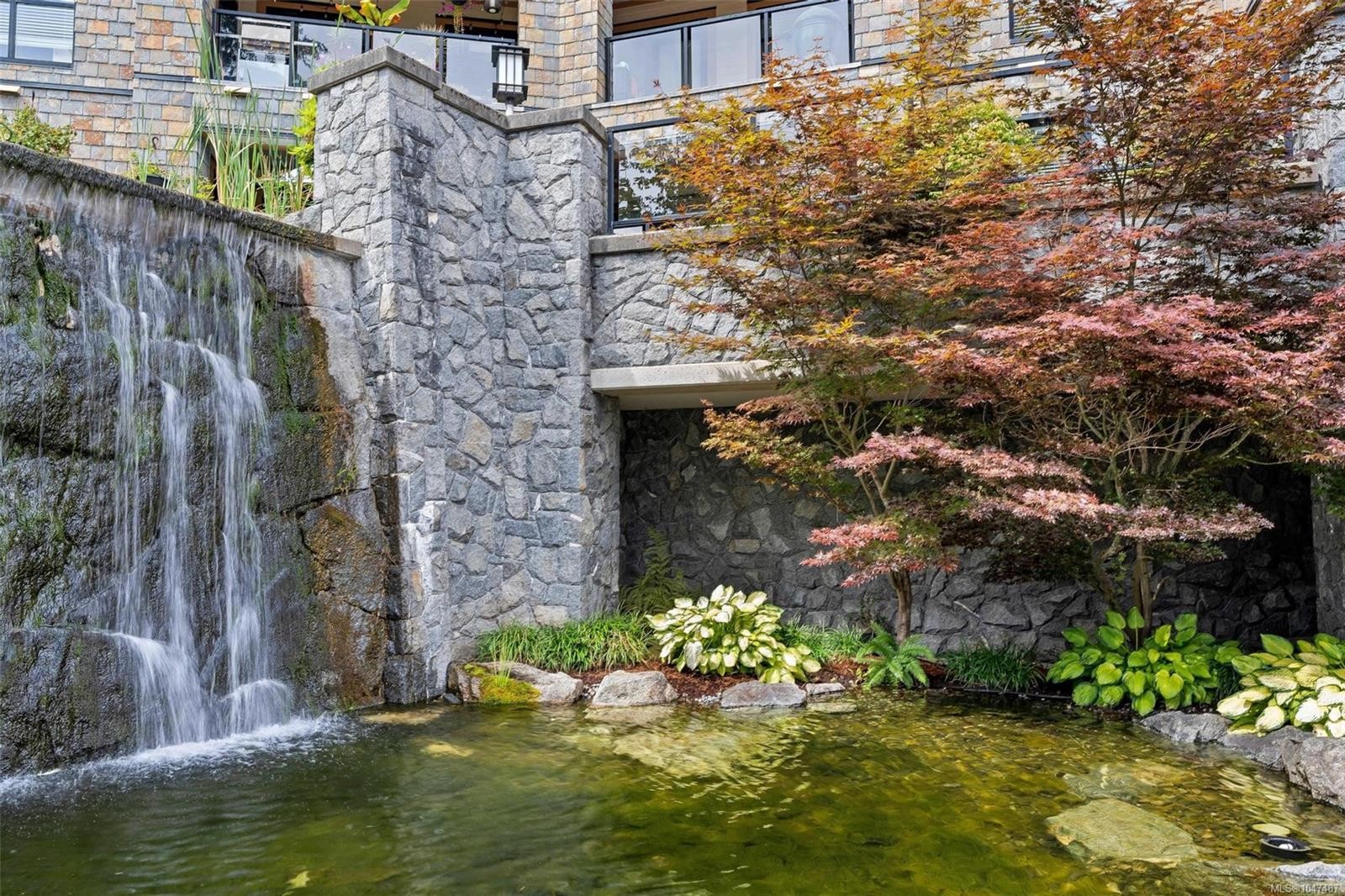 #720-1400 Lynburne Pl, Langford, BC - Outdoor