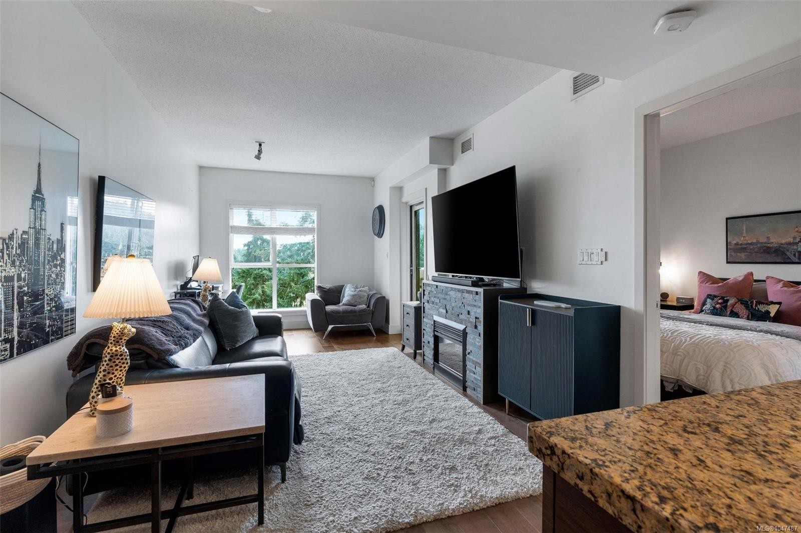 #720-1400 Lynburne Pl, Langford, BC - Indoor Photo Showing Living Room