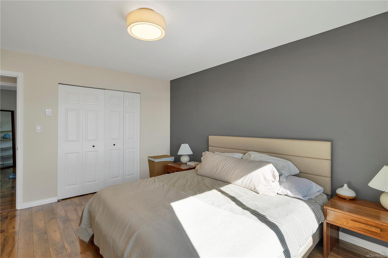#A-331 Mclean St, Campbell River, BC - Indoor Photo Showing Bedroom