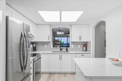 #4-310 Pym St Parksville, BC V9P 2P4