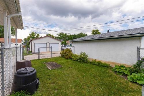 595 Matheson Ave, Winnipeg, MB - Outdoor