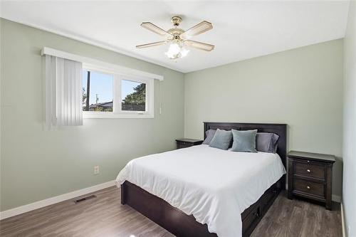 595 Matheson Ave, Winnipeg, MB - Indoor Photo Showing Bedroom
