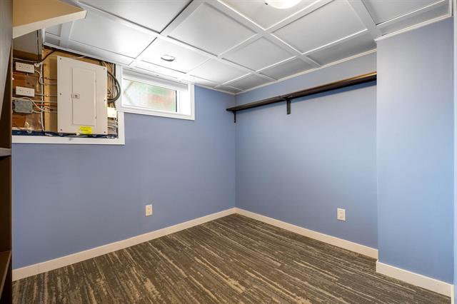 714 Henderson Hwy, Winnipeg, MB - Indoor Photo Showing Other Room